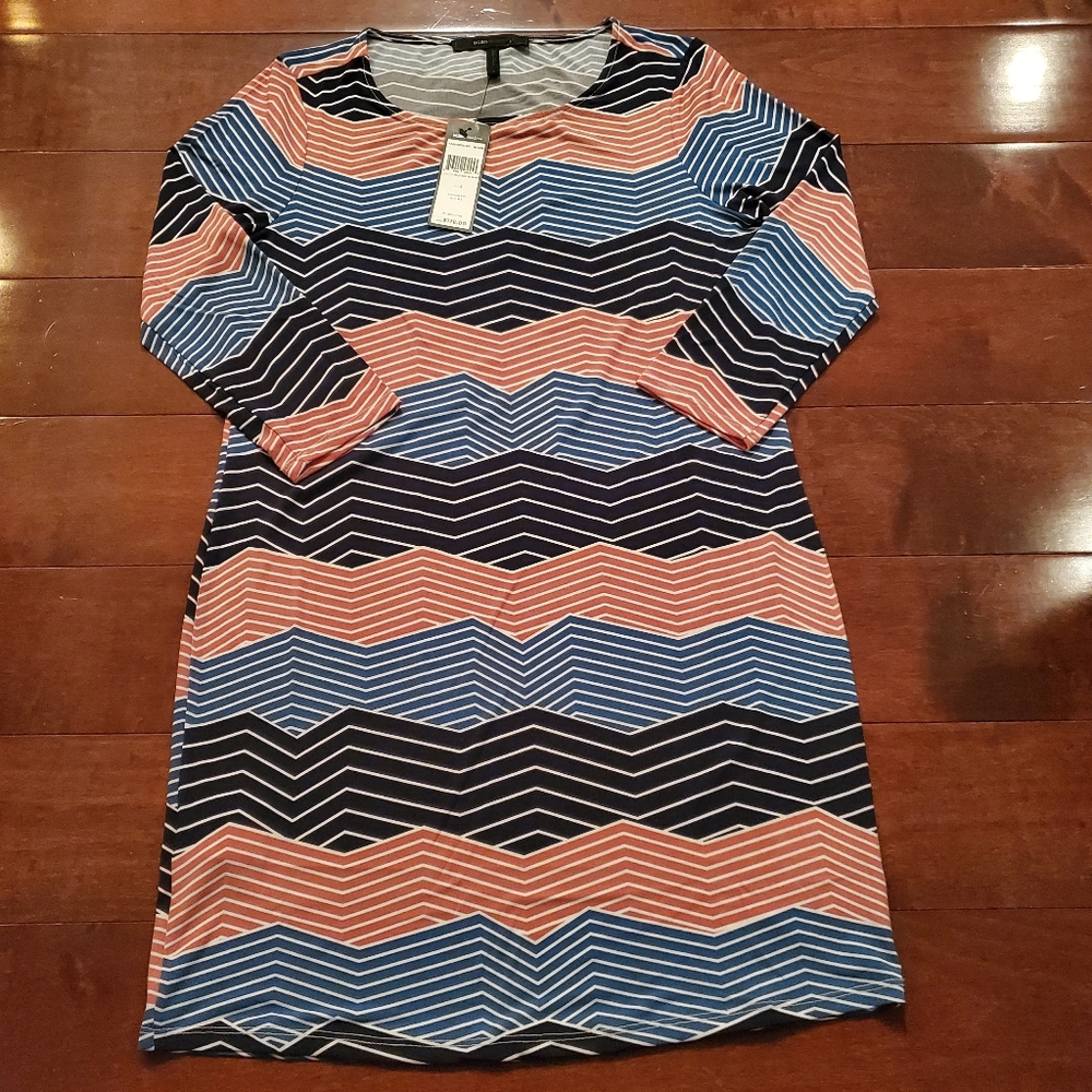 NEW BCBGMaxAzria Multi-digital Wave Dress Size S